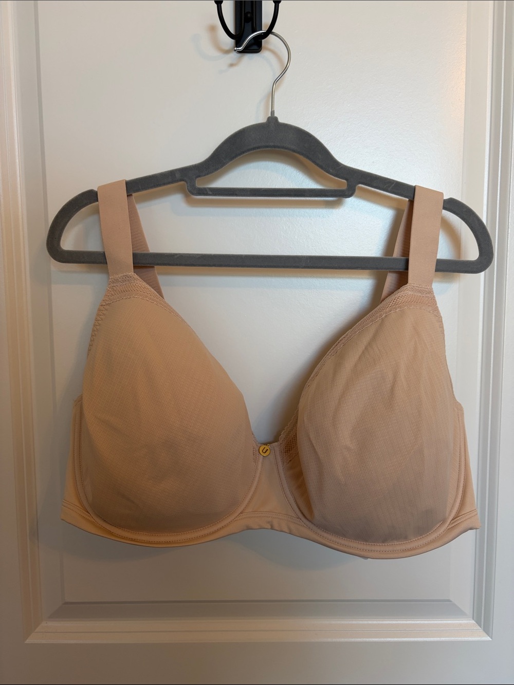 Nude Seamless Full Coverage Underwire Bra